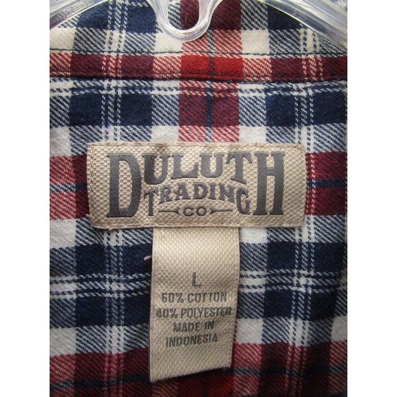 Duluth Shirt Large Red Flannel Button Up Shirt Plaid Work Flap Pockets - Picture 8 of 9